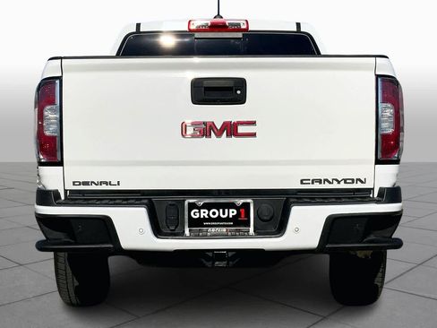 Used 2020 GMC Canyon Denali image 10