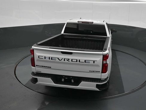 Used 2021 Chevrolet Silverado 1500 Custom w/ Safety Confidence Package AWD/4WD image 16