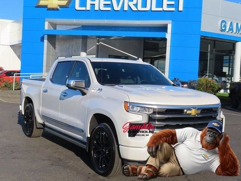 Certified 2025 Chevrolet Silverado 1500 High Country w/ Technology Package image 1