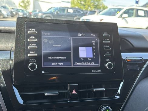 Used 2021 Toyota Camry SE w/ Cold Weather Package AWD/4WD image 17