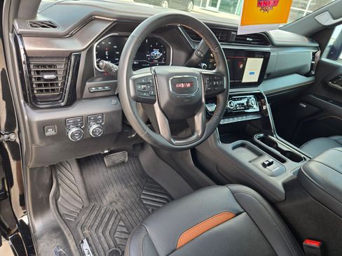 Certified 2024 GMC Sierra 2500 AT4 w/ Technology Package AWD/4WD image 10