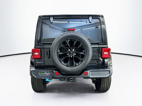 Used 2023 Jeep Wrangler Unlimited Sahara AWD/4WD image 7