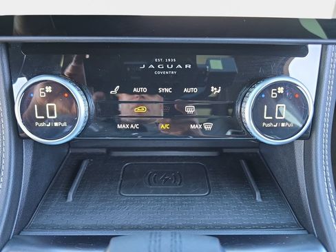 Certified 2025 Jaguar F-PACE R-Dynamic S AWD/4WD image 24