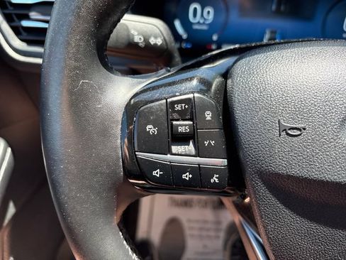 Used 2025 Ford Escape Platinum AWD/4WD image 11