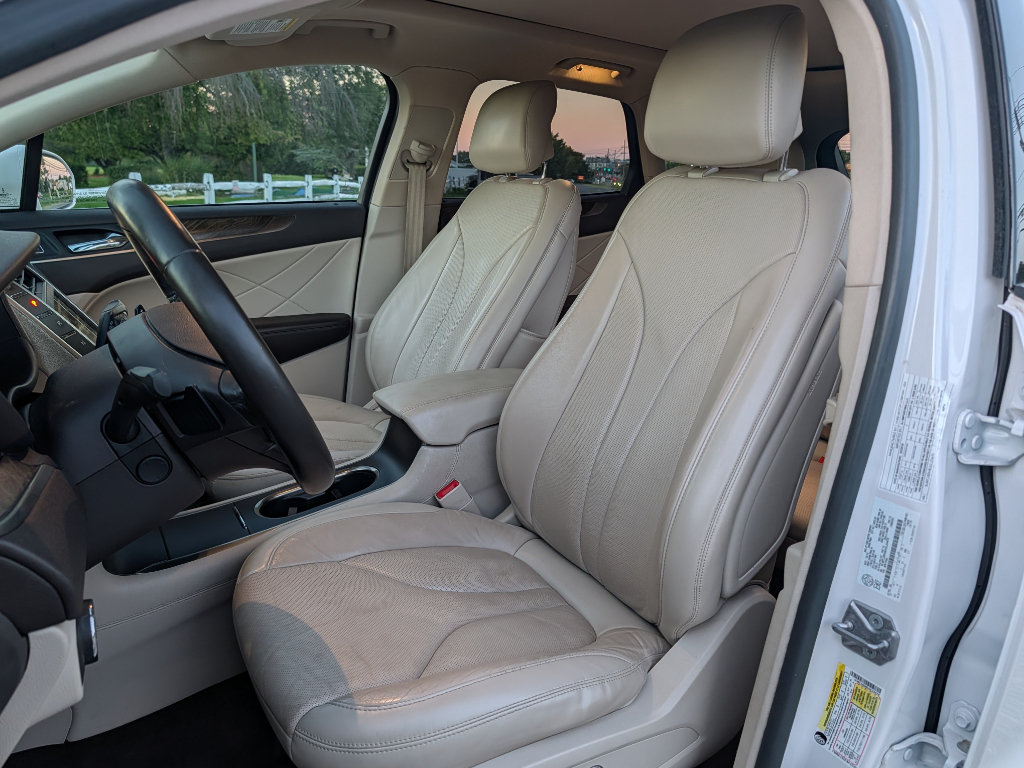 Used 2018 Lincoln MKC Reserve w/ Canadian Touring Package AWD/4WD image 14