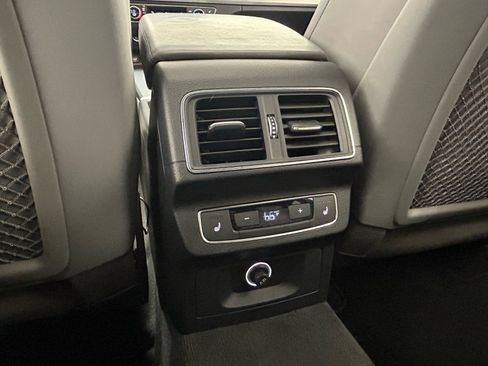 Used 2018 Audi SQ5 Prestige image 34