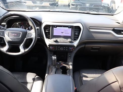 Used 2017 GMC Acadia SLT FWD image 18