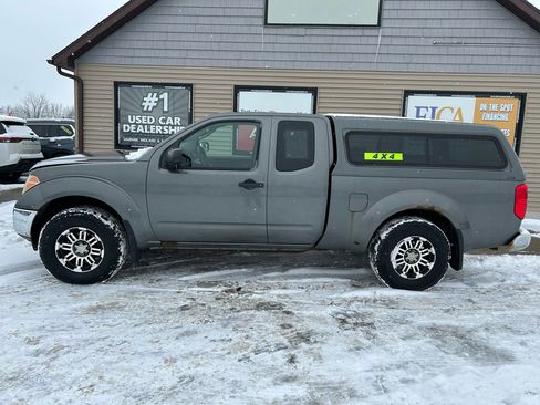 Used 2005 Nissan Frontier SE image 8