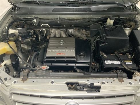 Used 2003 Toyota Highlander 4WD V6 image 7