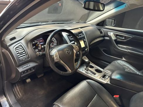 Used 2015 Nissan Altima 2.5 SL w/ Technology Package image 11