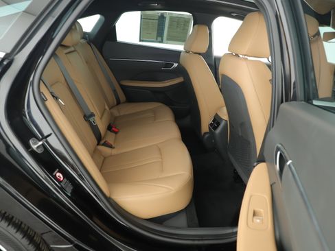 Used 2023 Hyundai Sonata Limited w/ Cargo Package image 16