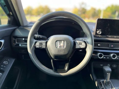 Used 2022 Honda Civic LX image 14