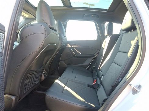 Used 2023 BMW X1 xDrive28i w/ Premium Package image 10