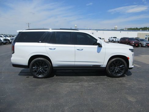 Used 2023 Cadillac Escalade Sport w/ Touring Package AWD/4WD image 5