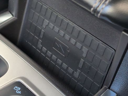 Used 2023 Ford Explorer Limited w/ Limited Technology Package image 31