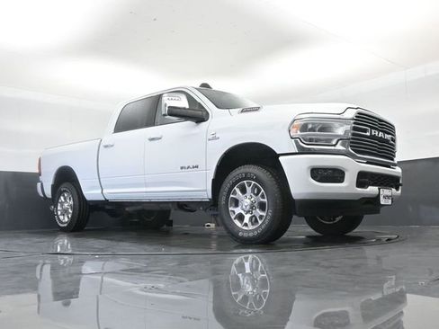 Used 2024 RAM 2500 Laramie AWD/4WD image 27