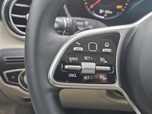 Used 2022 Mercedes-Benz GLC 300 image 20