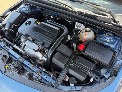 Used 2024 Chevrolet Malibu LT FWD image 39