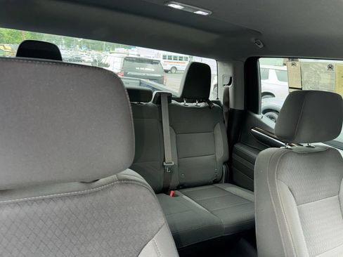 Used 2022 Chevrolet Silverado 1500 LT RWD image 34