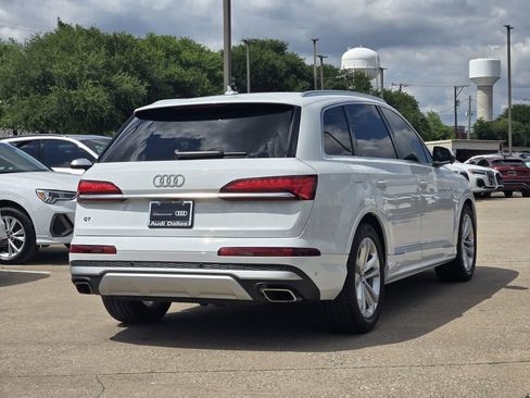 Certified 2025 Audi Q7 2.0T Premium Plus w/ Prestige Package AWD/4WD image 8