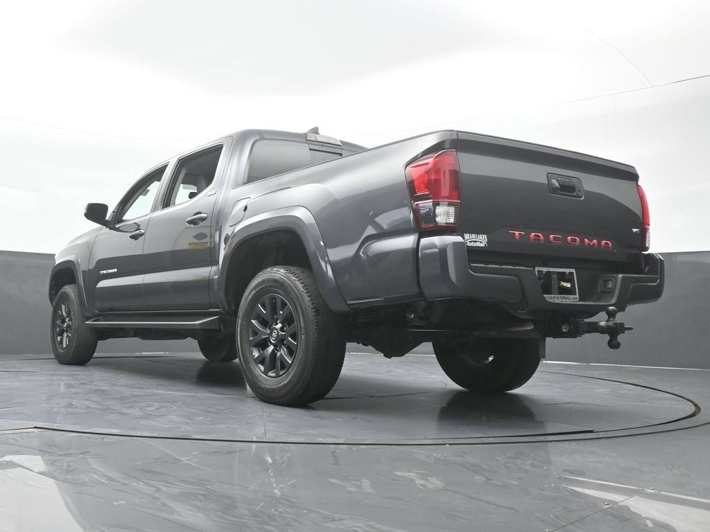 Used 2022 Toyota Tacoma SR5 w/ Technology Package RWD image 59