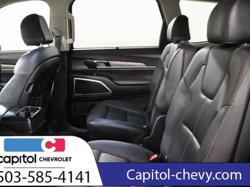 Used 2022 Kia Telluride EX w/ EX Premium Package AWD/4WD image 35