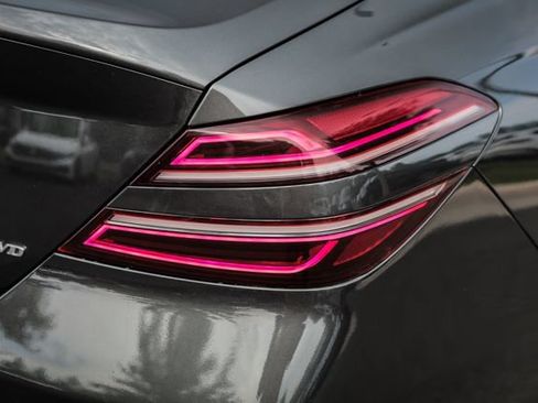 Used 2022 Genesis G70 3.3T AWD/4WD image 27