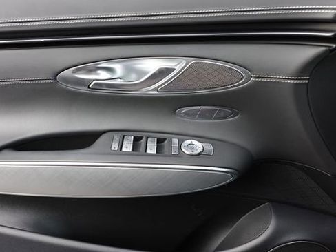 New 2025 Genesis Electrified GV70 Advanced w/ Prestige Package image 18