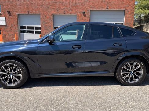 Used 2025 BMW X6 xDrive40i AWD/4WD image 3