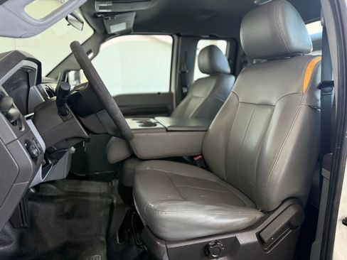 Used 2012 Ford F450 XL image 25