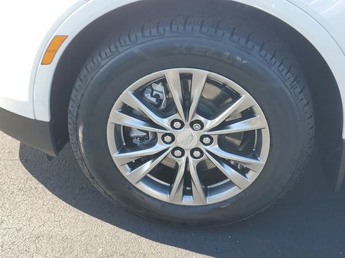 Certified 2023 Cadillac XT5 Premium Luxury w/ LPO, Floor Liner Package FWD image 11