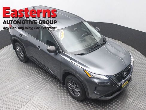 Used 2023 Nissan Rogue S AWD/4WD image 3