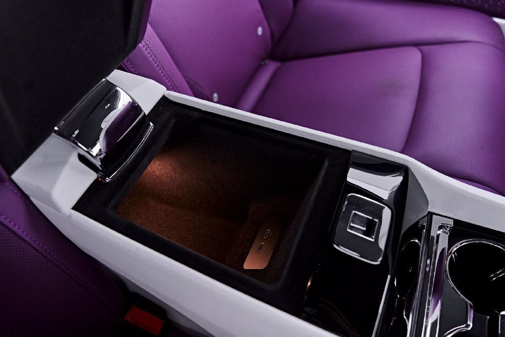 Used 2024 Rolls-Royce Spectre w/ Spectre Launch Package AWD/4WD image 48
