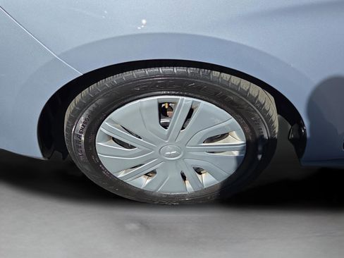 Used 2024 Mitsubishi Mirage ES image 9