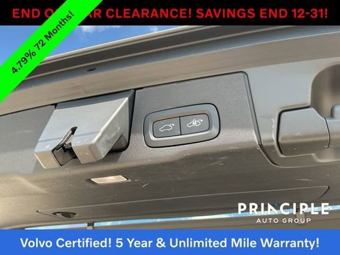 Certified 2023 Volvo XC60 B5 Ultimate w/ Climate Package image 37