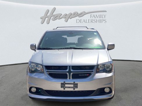 Used 2019 Dodge Grand Caravan GT FWD image 11