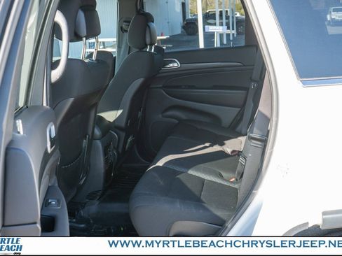 Certified 2020 Jeep Grand Cherokee Laredo image 13