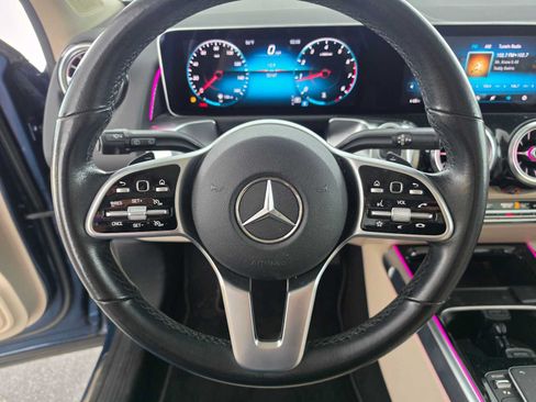 Used 2021 Mercedes-Benz GLB 250 image 22