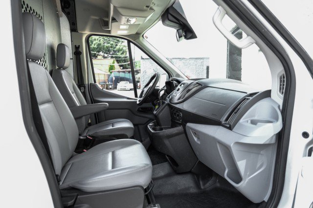 Used 2018 Ford Transit 250 148 Medium Roof RWD image 28