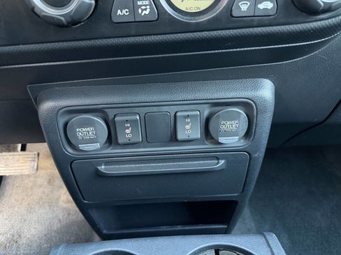 Used 2014 Honda Ridgeline SE image 19