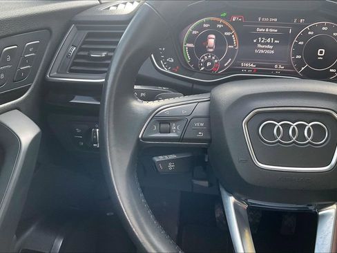 Used 2020 Audi Q5 e Premium w/ Convenience Package image 17