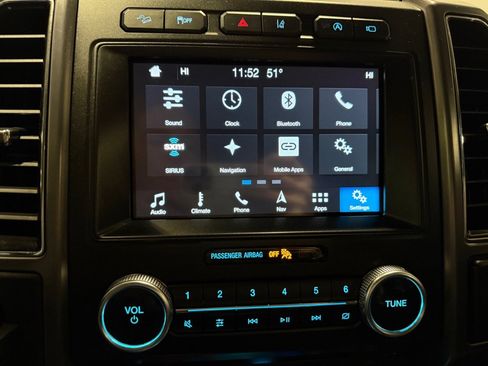 Used 2018 Ford Expedition Max Platinum image 36