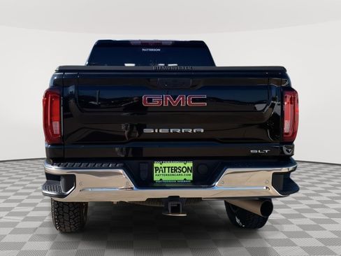 Used 2022 GMC Sierra 3500 SLT w/ SLT Premium Package image 3
