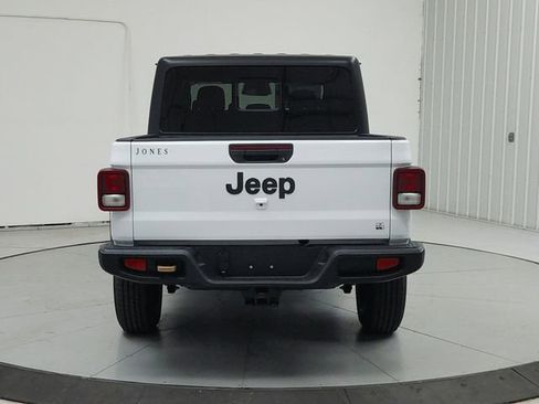 New 2026 Jeep Gladiator Mojave AWD/4WD image 6