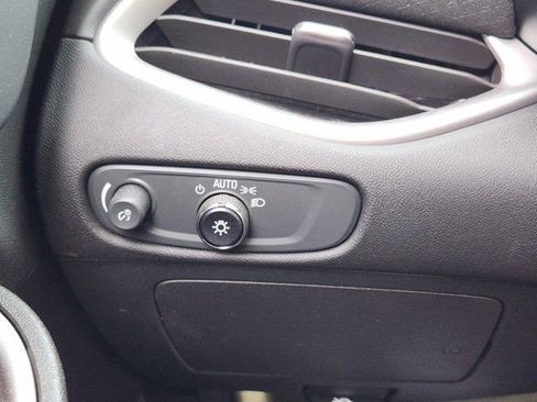 Used 2023 Chevrolet Malibu RS image 23