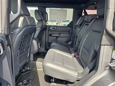 New 2025 Ford Bronco Big Bend w/ Black Diamond Package image 13
