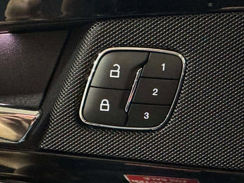 Certified 2023 Lincoln Nautilus Reserve w/ Monochromatic Package image 9