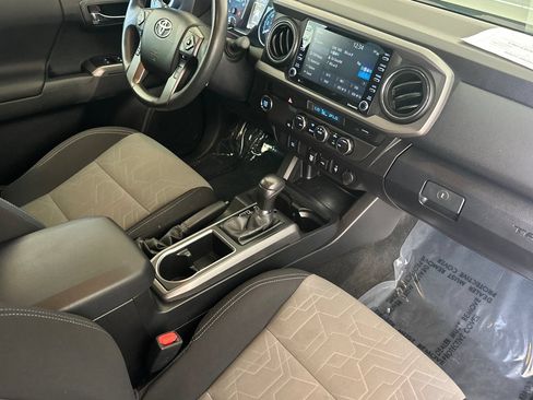 Used 2023 Toyota Tacoma TRD Sport w/ Black Out Package (TMS) RWD image 15