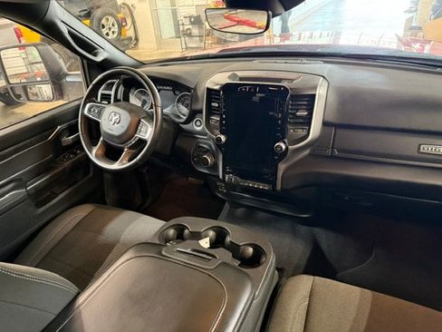 Certified 2024 RAM 2500 Big Horn w/ Night Edition AWD/4WD image 20