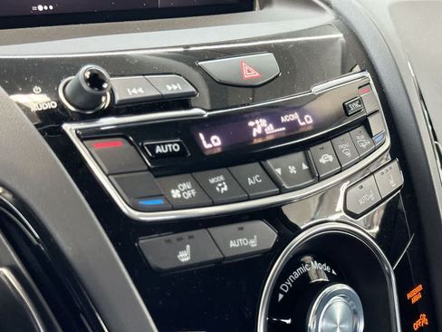 Used 2024 Acura RDX SH-AWD w/ Technology Package image 18
